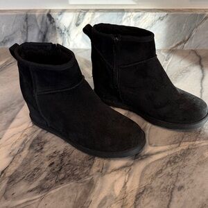 Elegant Black Suede Ankle Booties